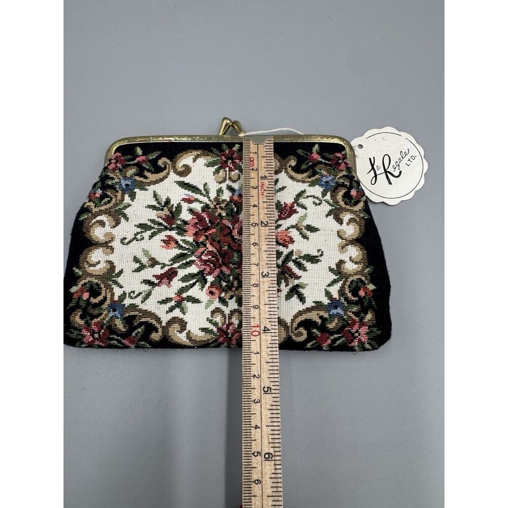 Vintage La Regale Clutch Coin Purse Floral Needlepoint Design Kiss Lock Clasp - Picture 3 of 8